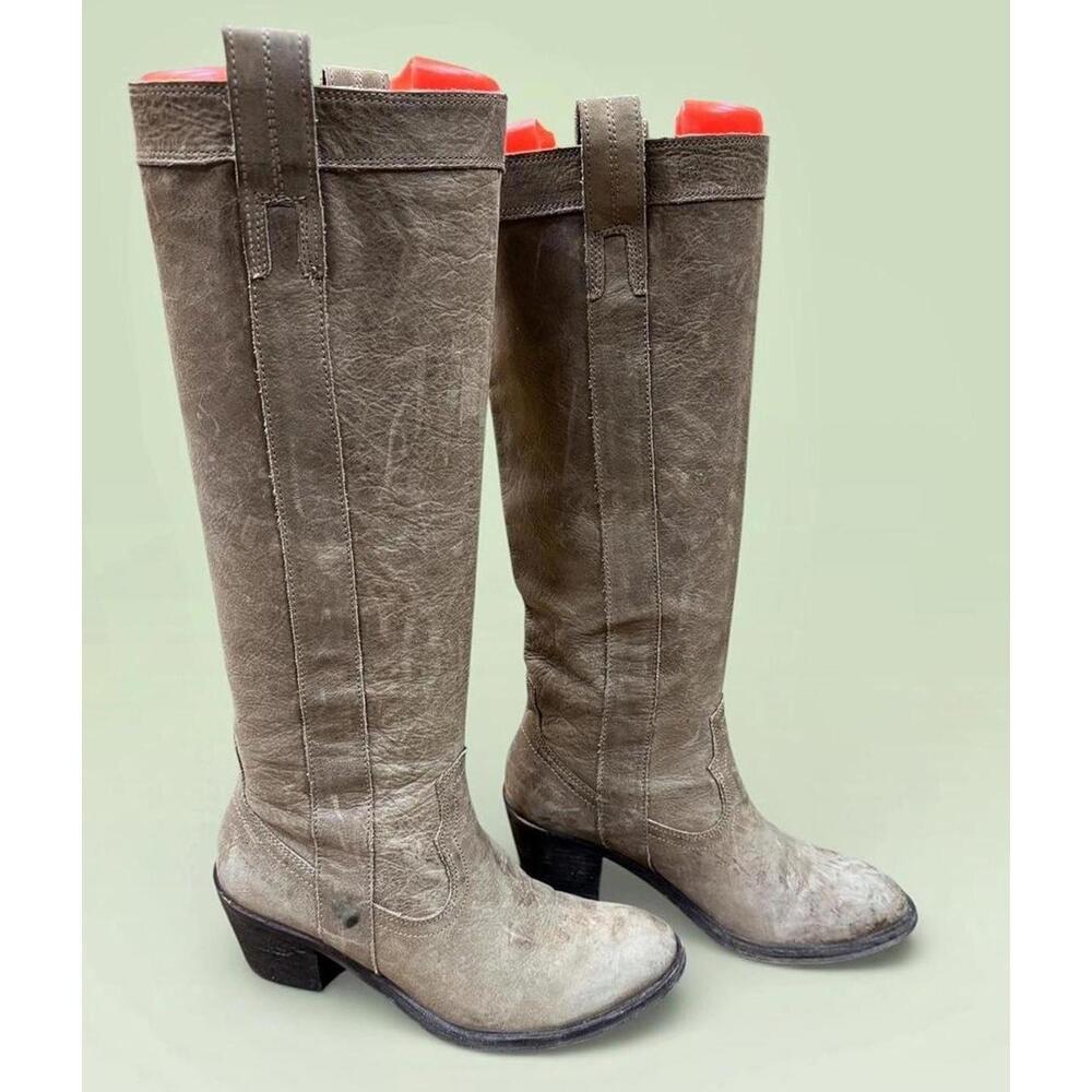 GUESS Vintage Y2K Tall Boots Greige Suede Pull On Women’s 6